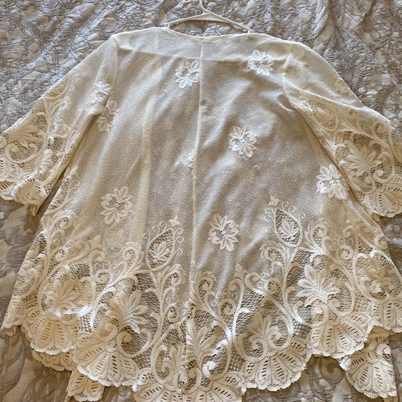 Maurices Lace Kimono- Small - Picture 5 of 5